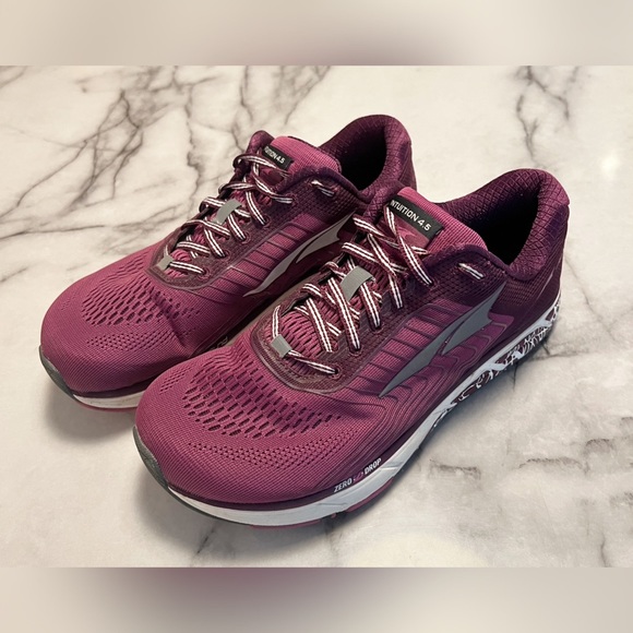 Altra Shoes Altra Intuition 45 Womens Size 85 Running Shoes Afw835f6 Sneaker Purple Poshmark